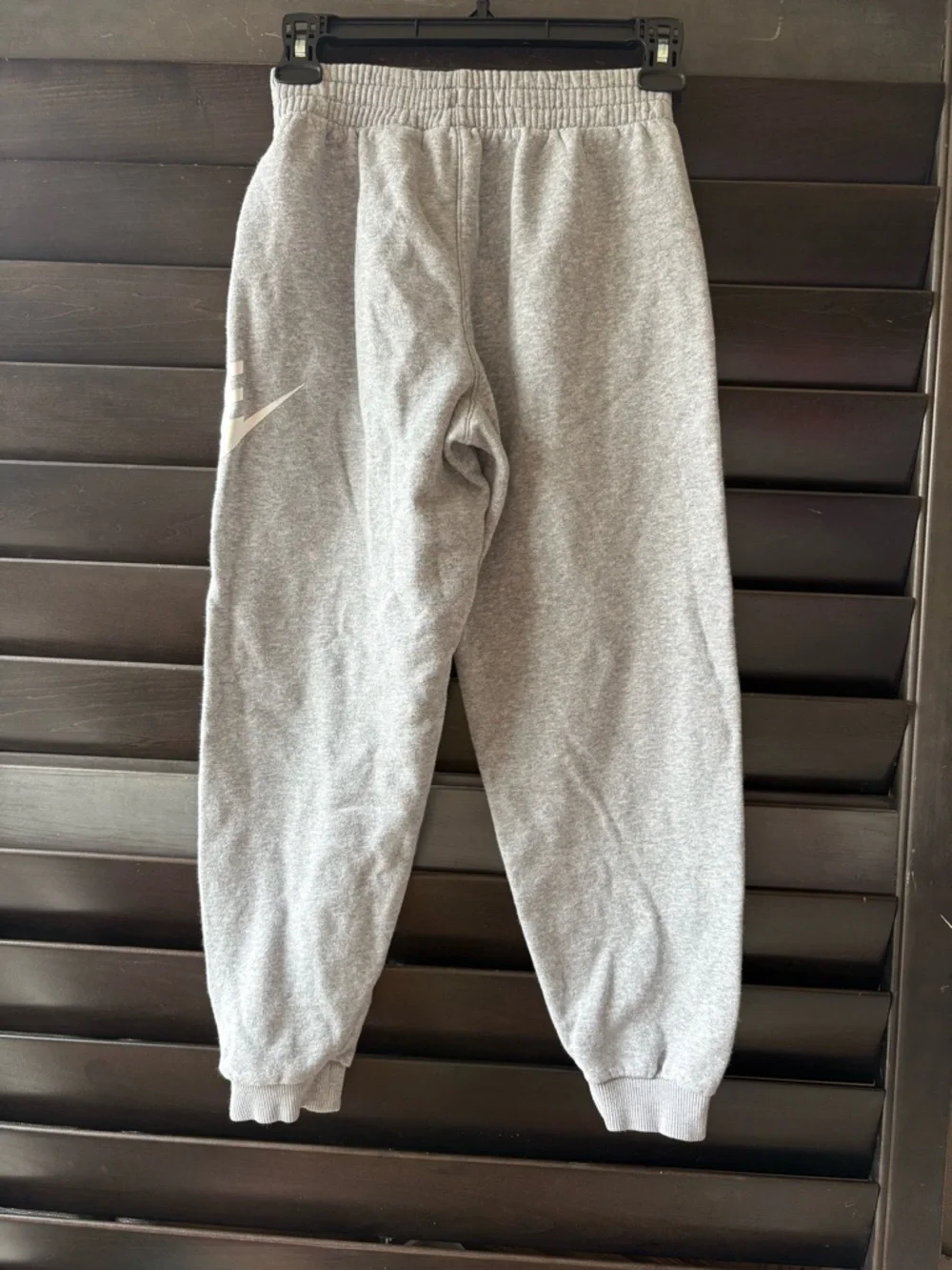 Kids Medium Nike Grey Sweat Pants Joggers Draw String Pockets Elastic Waist